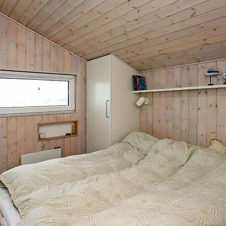 8 Person In Tatil Evi Løkken